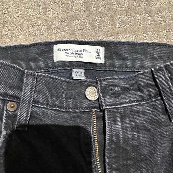 Abercrombie 90’s High Rise Straight Jeans - Picture 2 of 2
